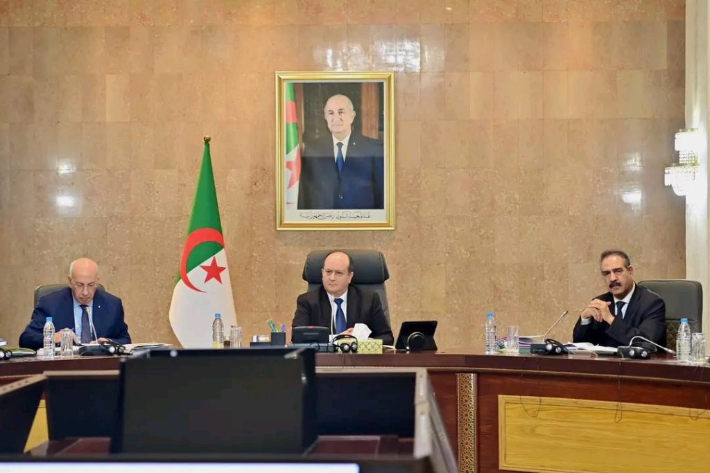 ملفات هامة على طاولة الحكومة الجزائرية