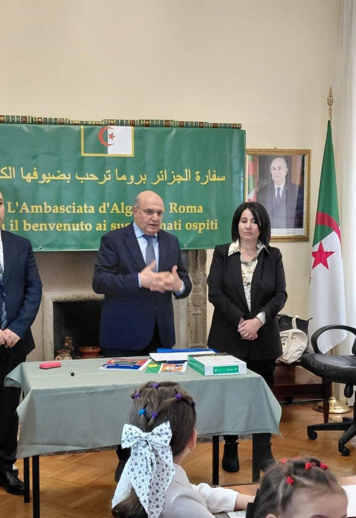 تدشين قسم تدريس اللغة العربية لفائدة أبناء الجالية الجزائرية بروما
