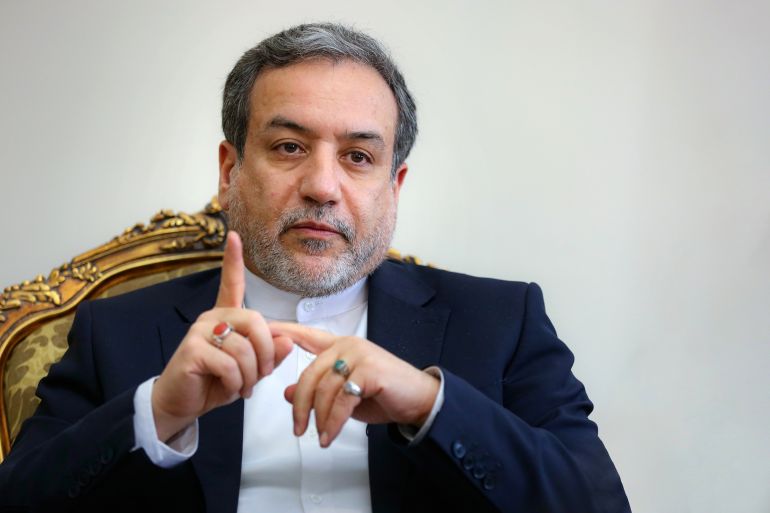 عراقجي: إيران سترد على هجوم أي قاعدة أمريكية في دول الجوار