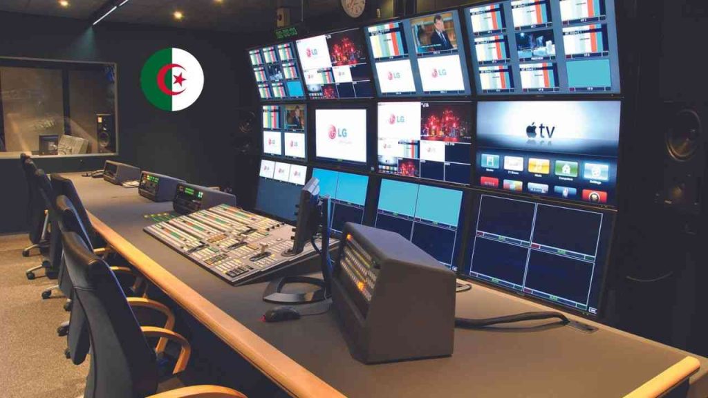 تضخيم التفاعلات عبر تقنية (Click Farms).. سلطة ضبط السمعي البصري تحذر!