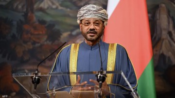 وزير خارجية عمان: لن نطبع العلاقات مع إسرائيل ولن ننضم إلى مجلس السلام