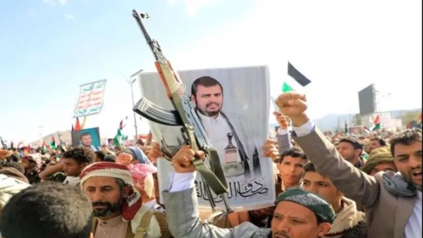 الحوثيون يلوّحون بالتدخل العسكري دعماً لإيران
