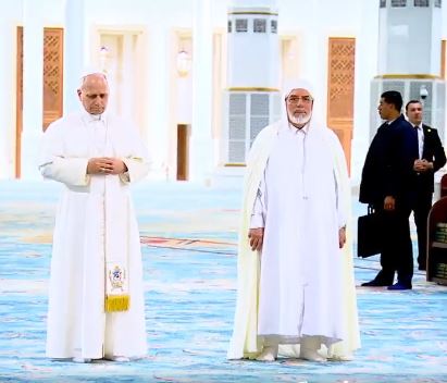 زيارة بابا الفاتيكان إلى جامع الجزائر ..محطة بارزة لتعزير الحوار بين الأديان