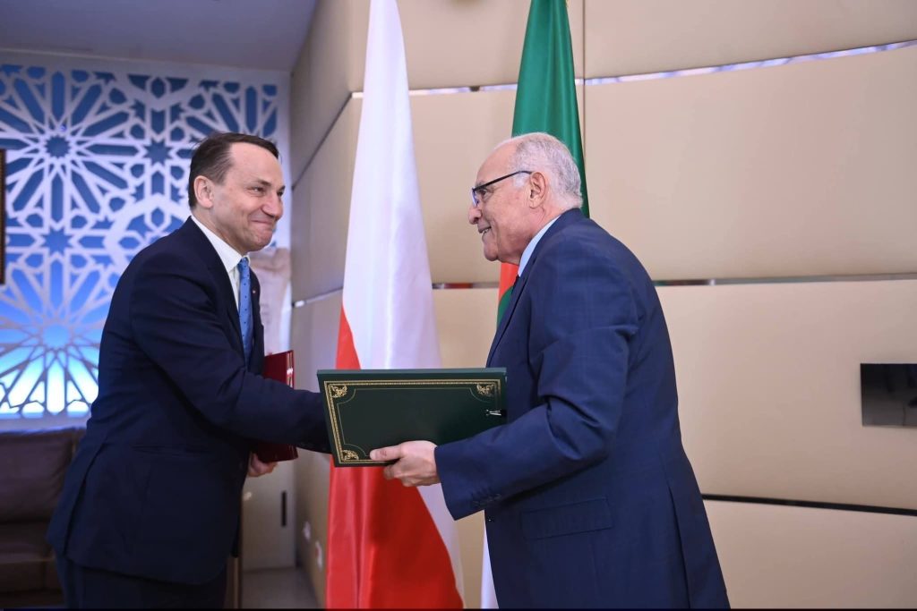 Attaf Receives Polish Counterpart in Algiers