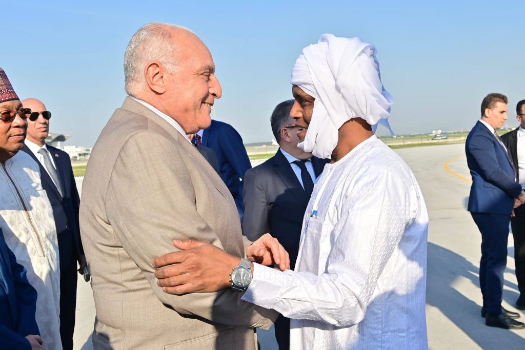 وزير الخارجية لجمهورية تشاد في الجزائر