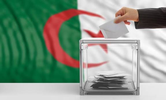 انتخابات 2 جويلية.. سحب أكثر من 1200 ملف ترشح عبر 69 ولاية في الجزائر