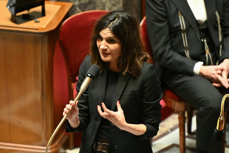 Alice Rufo face aux critiques du Sénat après sa visite en Algérie