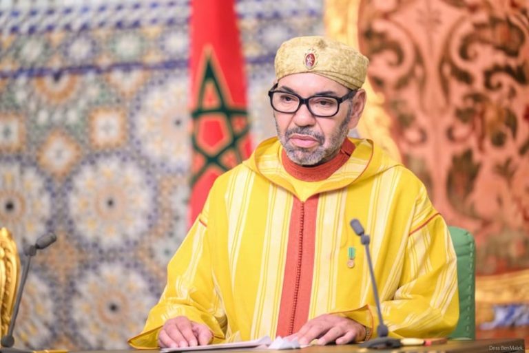 هندسة الإفلات .. مسطرة تكميم الأفواه كدرع ملكي لحماية بنية النهب الوظيفي !