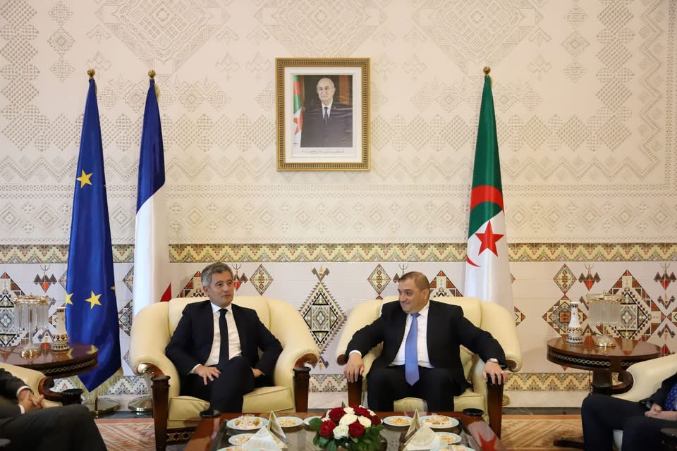 Le ministre français de la Justice arrive en Algérie… en attendant que les paroles se traduisent enfin en actes !