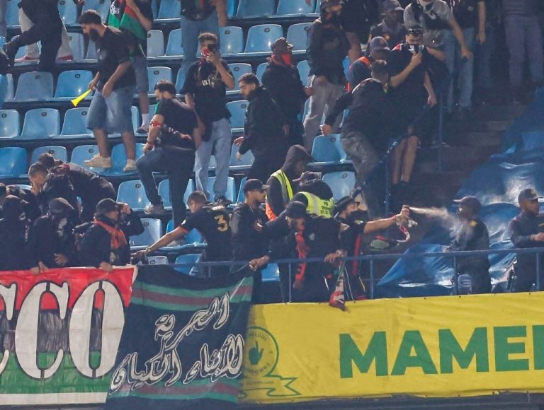 Moroccan fans cause trouble in South Africa and vandalise the stadium in Pretoria!