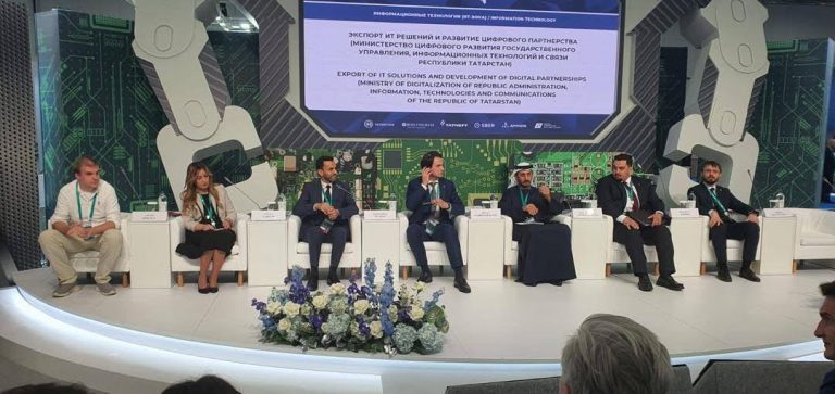 الجزائر تستعرض قدراتها الإقتصادية الرقمية في أكبر منتدى إقتصادي بروسيا