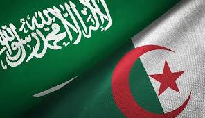 Bourses d’études gratuites au profit des étudiants algériens pour étudier en Arabie saoudite