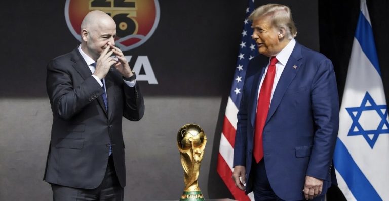 ماذا يُخفي إنفانتينو عن الرئيس ترامب!