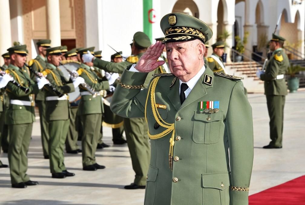بمناسبة ذكرى عيد استرجاع السيادة الوطنية.. شنقريحة يوجه رسالة إلى الجيش الجزائري