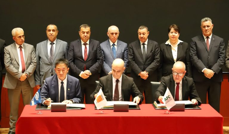 مشروع الفوسفات المدمج.. الجزائر تدشن المرحلة الأولى بعقود مع شريكين إيطالي وصيني
