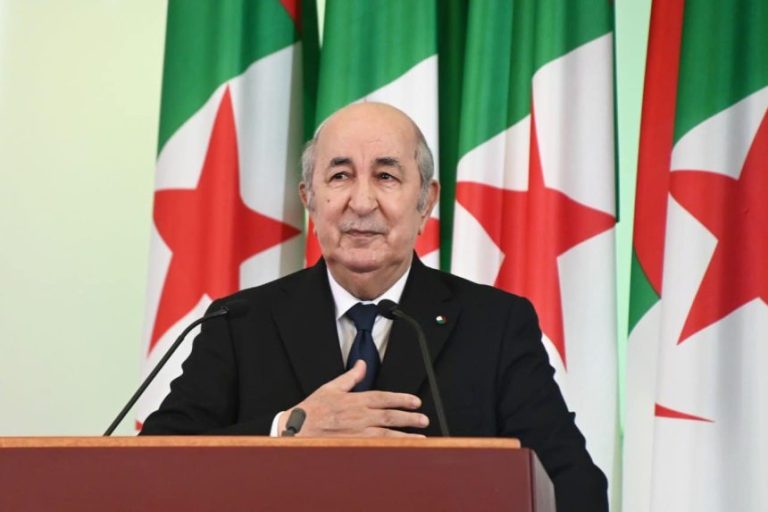 Le président Tebboune félicite le champion du monde de saut en hauteur Younes Ayachi